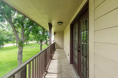 1055 S Anderson Street, Angleton, TX 77515 - Photo 15