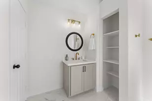 11003 Landsbury Ct, Houston, TX 77099 - Photo 23