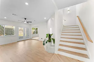 11003 Landsbury Ct, Houston, TX 77099 - Photo 19