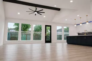 1722 Cherry Bend Dr, Houston, TX 77077 - Photo 9