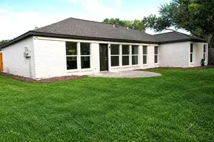 1722 Cherry Bend Dr, Houston, TX 77077 - Photo 29