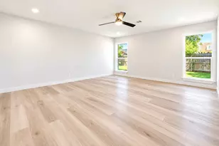 1722 Cherry Bend Dr, Houston, TX 77077 - Photo 15
