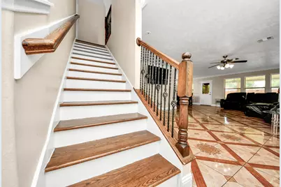 9250 Strawberry Cactus Loop, Houston, TX 77064 - Photo 15