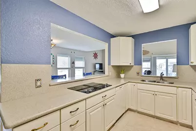 8111 Broadway Street #5, Galveston, TX 77554 - Photo 19