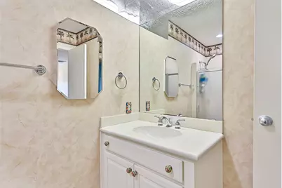 8111 Broadway Street #5, Galveston, TX 77554 - Photo 37