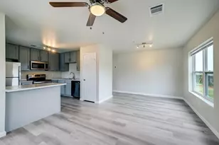 155 Plez Morgan Dr, Montgomery, TX 77356 - Photo 3