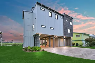 13957 Grambo Blvd, Galveston, TX 77554 - Photo 45