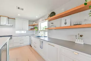 13957 Grambo Blvd, Galveston, TX 77554 - Photo 19