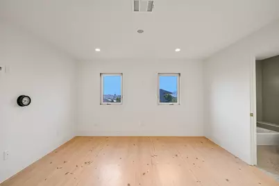 13957 Grambo Boulevard, Galveston, TX 77554 - Photo 39