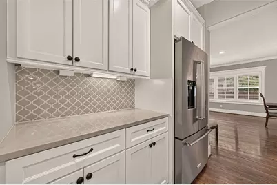 730 E 17th Street, Houston, TX 77008 - Photo 19