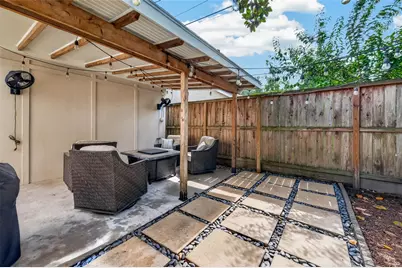 730 E 17th Street, Houston, TX 77008 - Photo 47