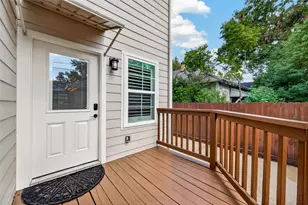 730 E 17th St, Houston, TX 77008 - Photo 45