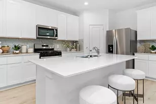 6324 Ambrose Peak Ln, Rosenberg, TX 77469 - Photo 9