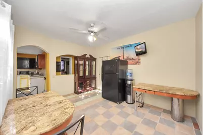 7021 Brownwood Street, Houston, TX 77020 - Photo 19