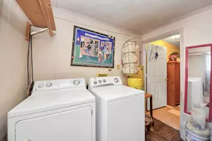 7021 Brownwood St, Houston, TX 77020 - Photo 21