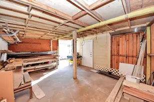 7021 Brownwood St, Houston, TX 77020 - Photo 9