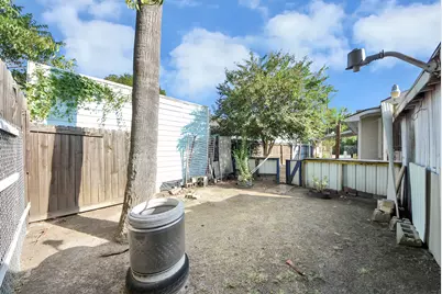 7021 Brownwood Street, Houston, TX 77020 - Photo 7