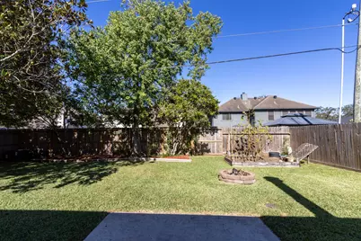 2438 Tall Ships Drive, Friendswood, TX 77546 - Photo 33