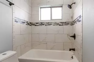 2438 Tall Ships Dr, Friendswood, TX 77546 - Photo 27