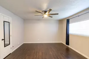 2438 Tall Ships Dr, Friendswood, TX 77546 - Photo 15