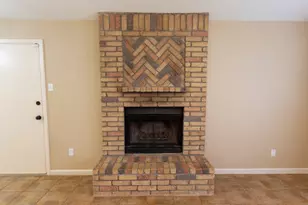 2438 Tall Ships Dr, Friendswood, TX 77546 - Photo 7