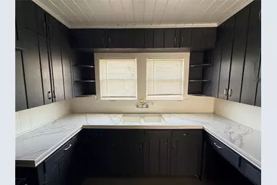 2809 1/2 Market Street #B, Baytown, TX 77520 - Photo 7
