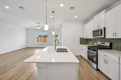 6631 Castella Drive, Rosharon, TX 77583 - Photo 17