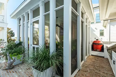 7 Caroline Street, Galveston, TX 77554 - Photo 33