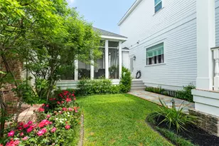 7 Caroline St, Galveston, TX 77554 - Photo 31