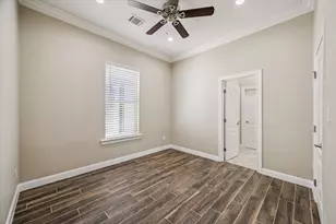 1148 Du Barry Ln, Houston, TX 77018 - Photo 15