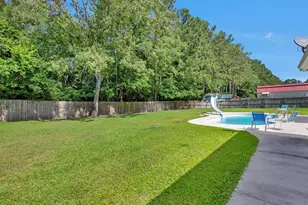 262 Creekwood Dr, Huntington, TX 75949 - Photo 37