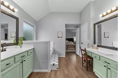 311 Welford Lane, Highlands, TX 77562 - Photo 31