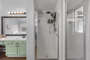 311 Welford Ln, Highlands, TX 77562 - Photo 33