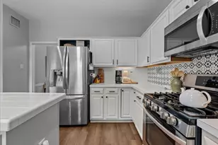 311 Welford Ln, Highlands, TX 77562 - Photo 9