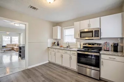 5411 Arapahoe Street, Houston, TX 77020 - Photo 9