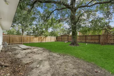 9618 Glenwood Forest Drive, Houston, TX 77078 - Photo 19