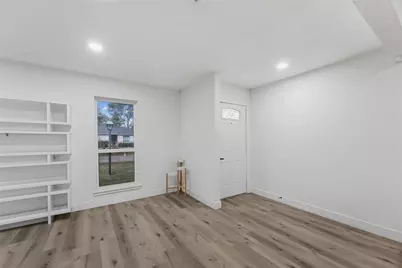 9618 Glenwood Forest Drive, Houston, TX 77078 - Photo 7