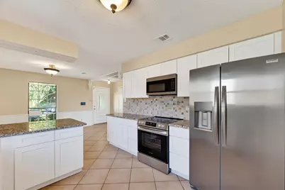 405 Tudor Court, Deer Park, TX 77536 - Photo 17