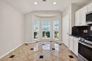 9918 Pierre Ct, Houston, TX 77089 - Photo 11