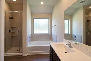 2903 Arbors Edge Ct, Conroe, TX 77301 - Photo 7