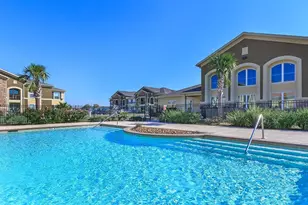 332 Independence Dr, Port Lavaca, TX 77979 - Photo 5