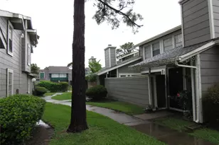 12109 Sandpiper Dr, Houston, TX 77035 - Photo 5