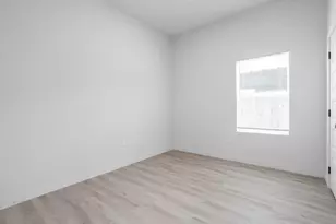 9725 Kerr St, Houston, TX 77029 - Photo 29