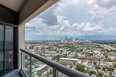 1701 Hermann Drive #34L, Houston, TX 77004 - Photo 23