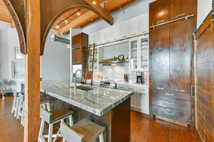 2400 Mechanic St, Galveston, TX 77550 - Photo 15