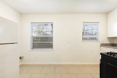 8451 1/2 Howard Drive, Houston, TX 77017 - Photo 9