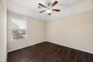 660 Oak Cir Dr E, Conroe, TX 77301 - Photo 25