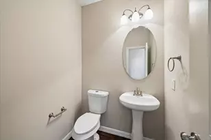 660 Oak Cir Dr E, Conroe, TX 77301 - Photo 13
