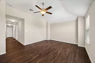 660 Oak Cir Dr E, Conroe, TX 77301 - Photo 25