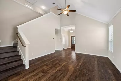 660 Oak Circle Drive E, Conroe, TX 77301 - Photo 7
